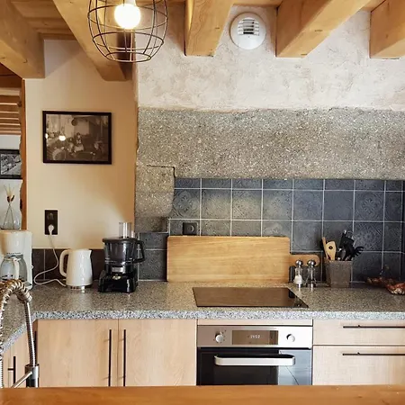 Joli 12 Personnes 200m2 Sauna Baby-foot