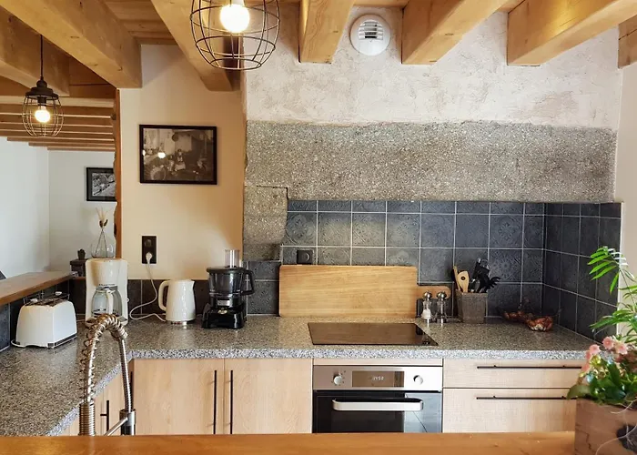 Joli 12 Personnes 200m2 Sauna Baby-foot